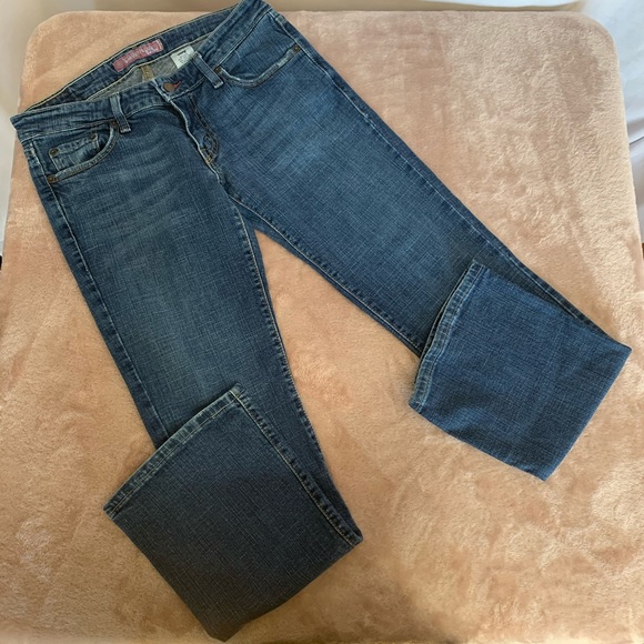 levi's 524 bootcut size 9